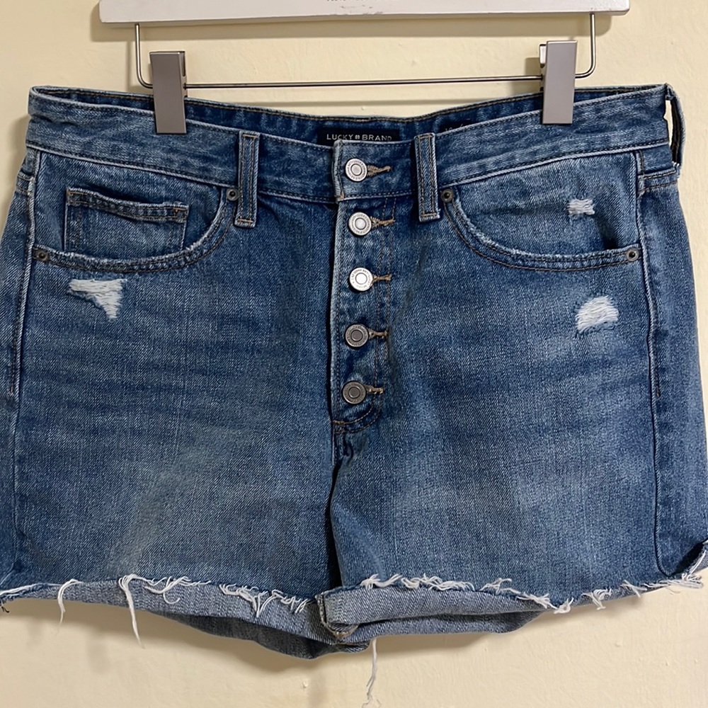 Lucky jeans cut off short perfect condition